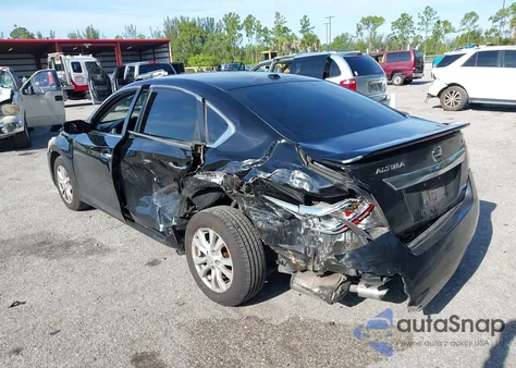 2014 Nissan Altima 2.5 S z USA, uszkodzony, nr VIN 1N4AL3AP2EC280251